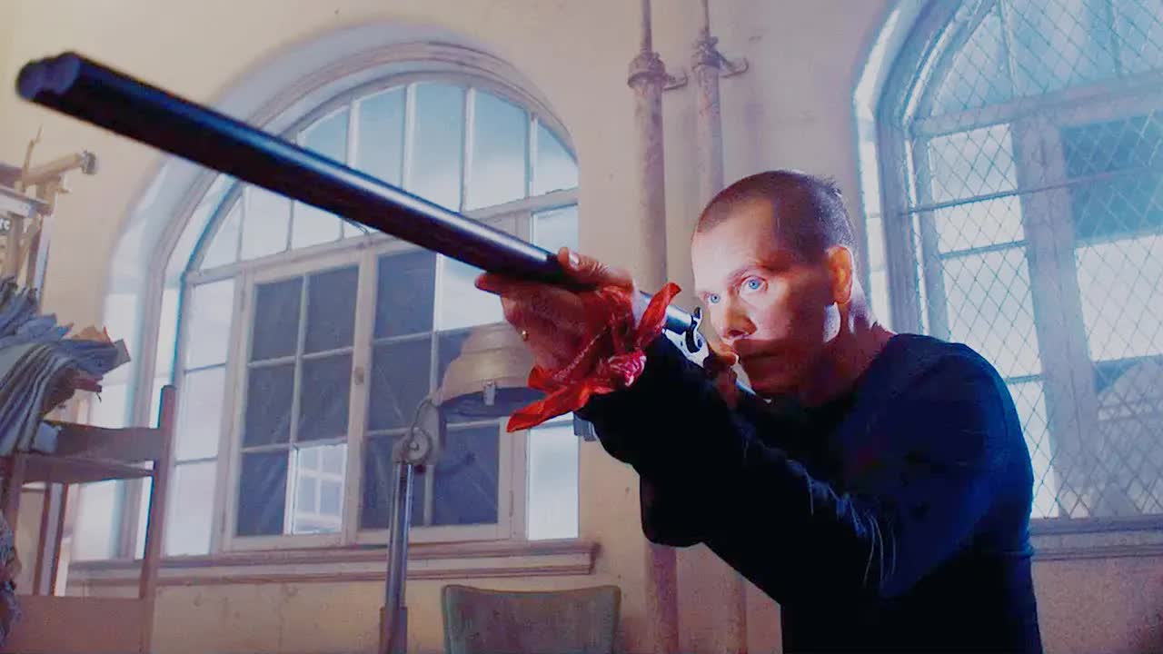 50岁超强硬汉，身中数十枪，一人单挑整个黑帮！