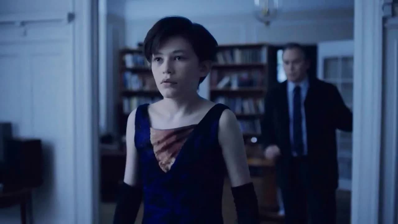 小男孩偷穿女装被家长发现，没想到在寄宿学校遇到更可怕的秘密！《寄宿学校》