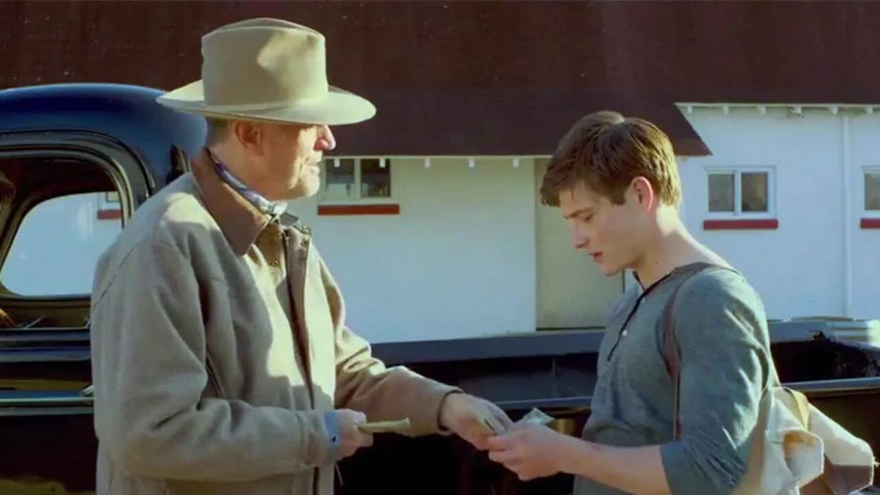 父亲对儿子说：你天生就是穷人命，多年后儿子奋斗成了亿万富翁