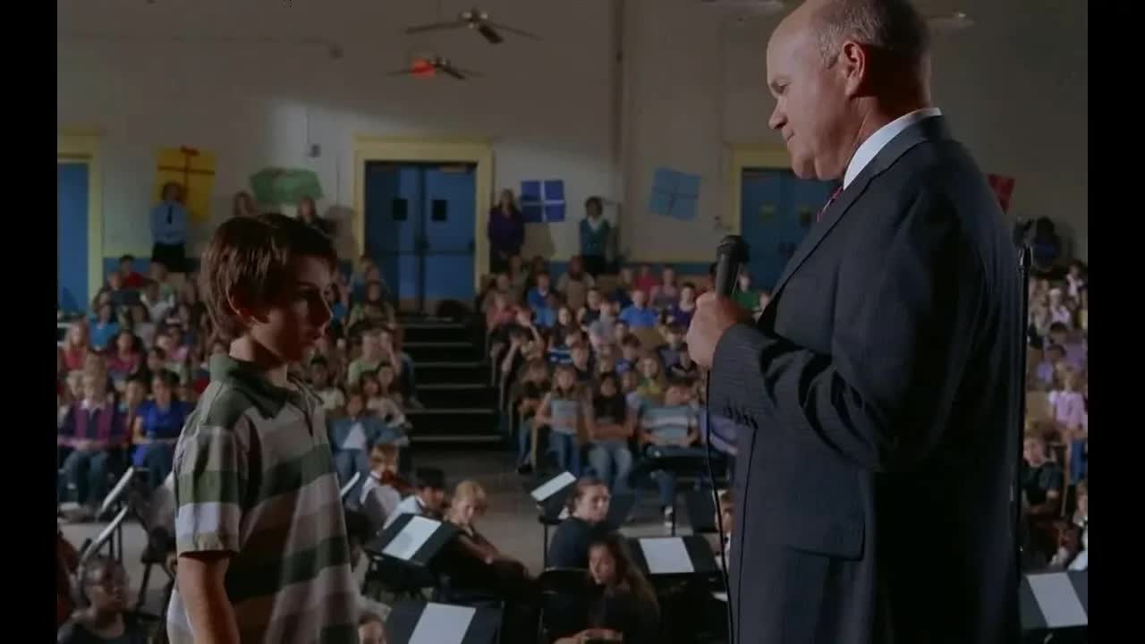 【越哥】男孩患怪病，竟发出狗叫声！校长只用几句话就改变了他的一生！