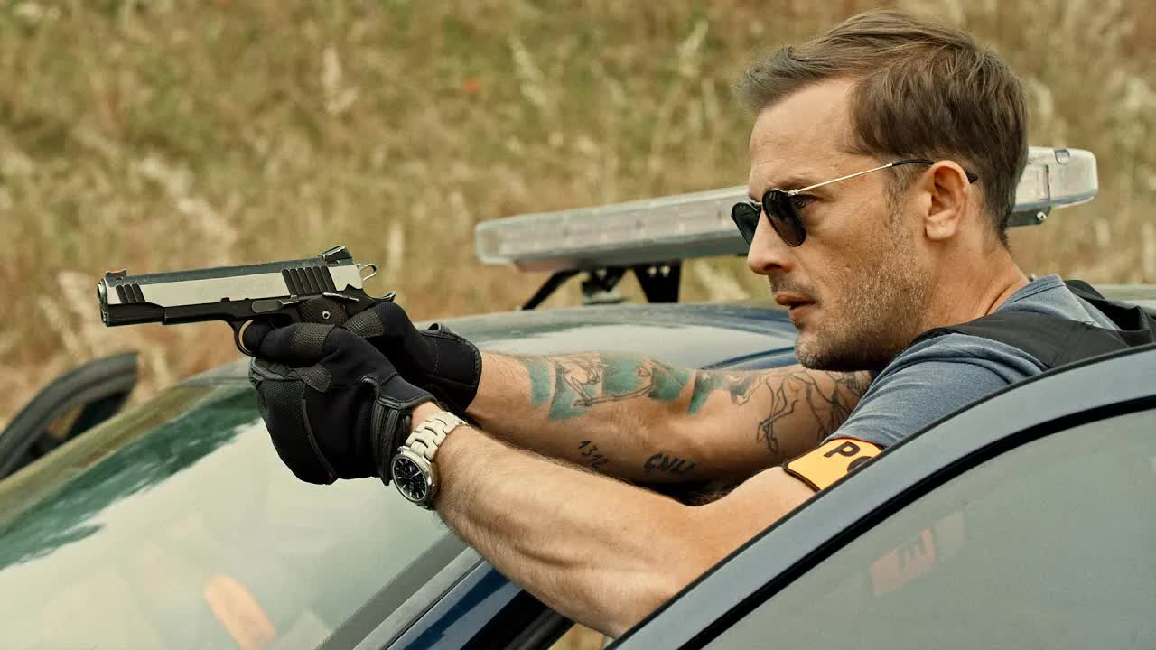 天才机械师爆改汽车，为证明清白，玩命飙车和黑警血战到底！