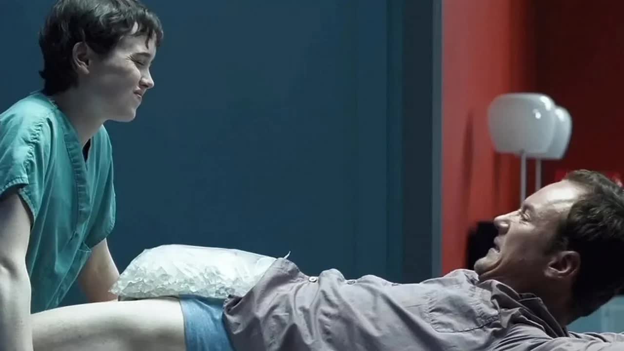 變態大叔看了害怕，14歲小女孩替閨蜜報仇《水果硬糖》結局大快人心